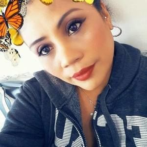 Meet your Posher, Crisly